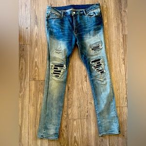MNML Blue distressed jeans